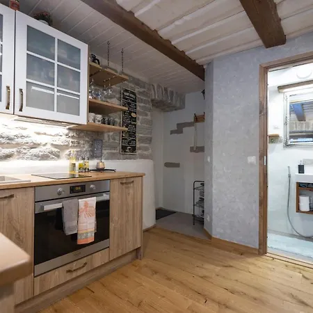 Like Salme 31 Apartment